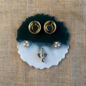 Resin Kumkum and tilak thali green and white with two Bowls and Ganpati